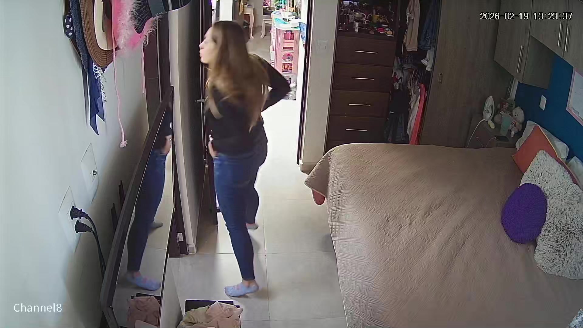 Hidden Voyeur 2 — 1_5010563148785125354 — screenshot 2