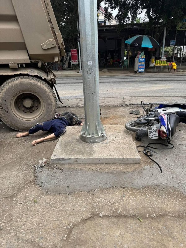 Hiện trường tai nạn Phong Sơn Thanh Hóa