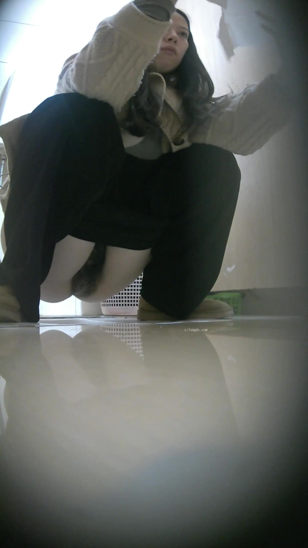 Toilet Spy — 0407 (1)(16) — screenshot 2
