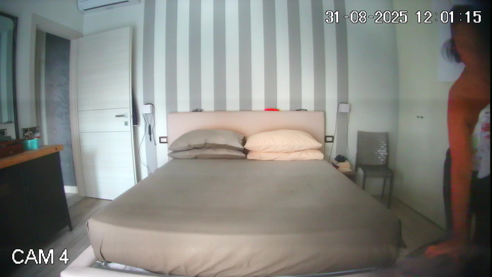 Hidden Voyeur — 1_5037717362254546909 — screenshot 2