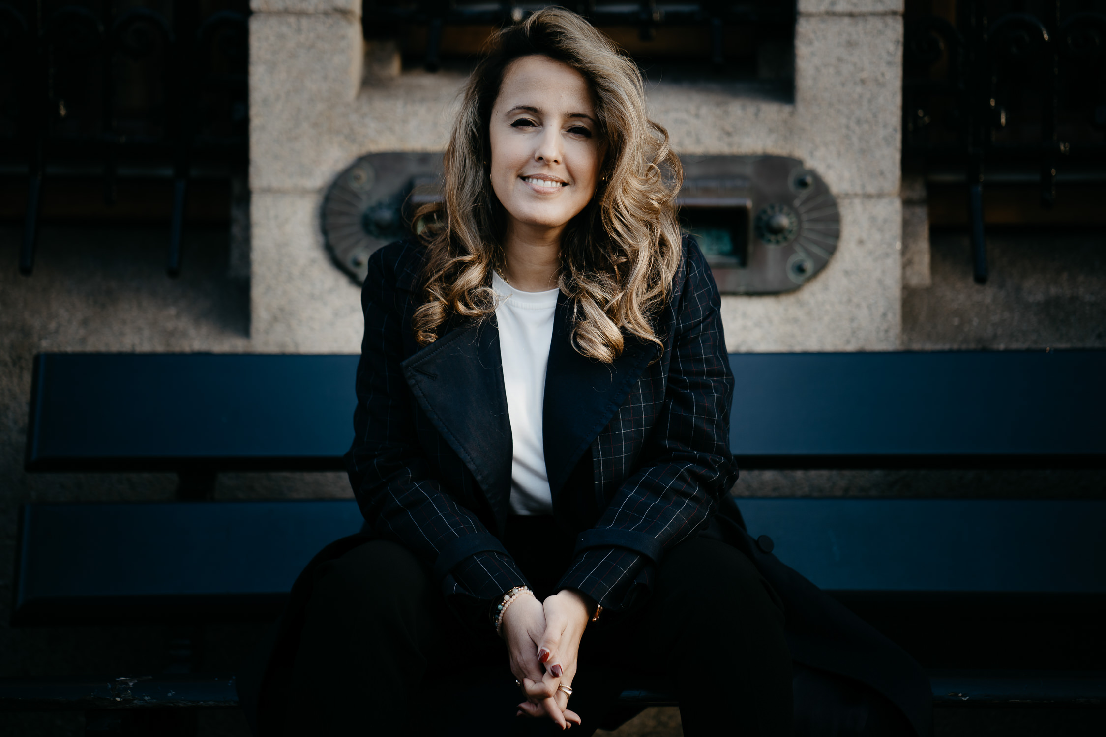 Environmental portrait on Amsterdam street