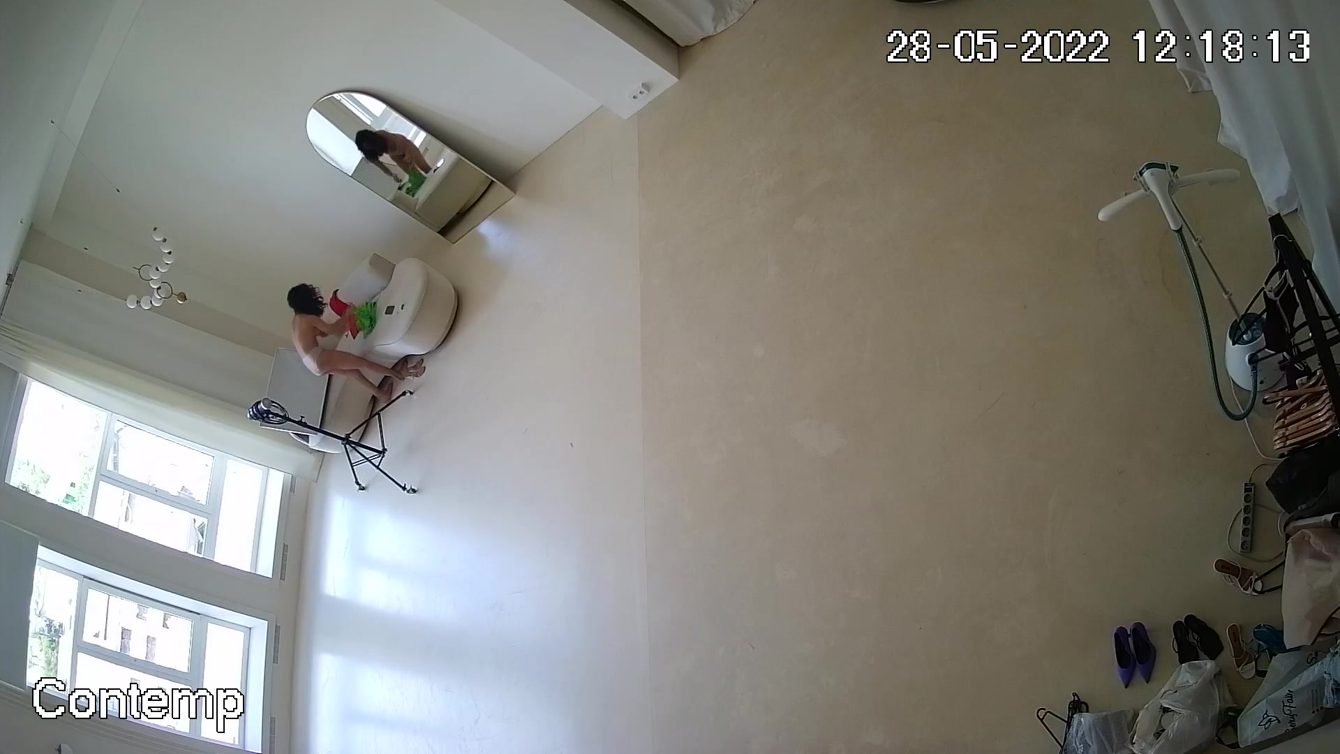 Hidden Voyeur 2 — 4_5773792091553404285 — screenshot 2