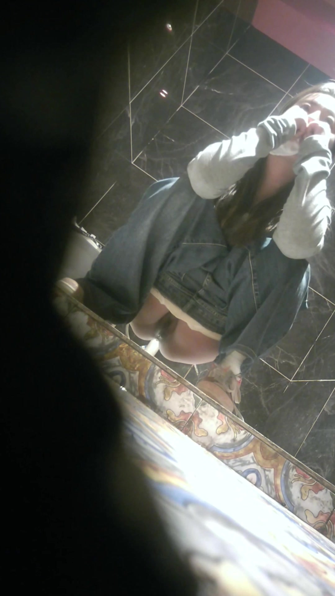 Toilet Spy — 0224(57) — screenshot 2