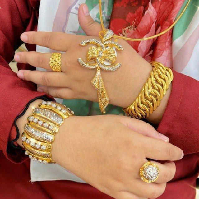 Rantai Pinggang Emas