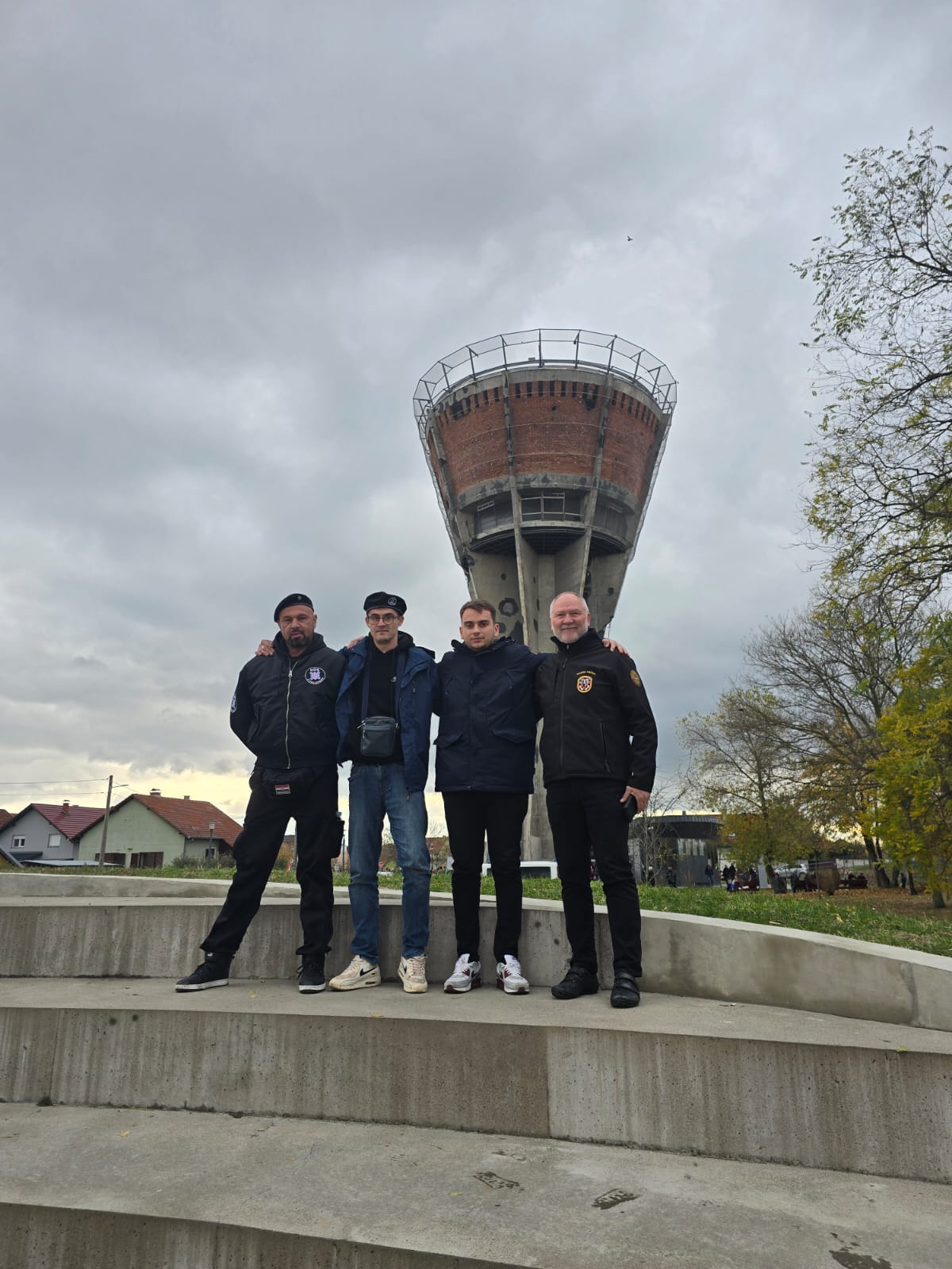 Delegacija Udruge za Bolju Hrvatsku odala počast žrtvama Vukovara - slika 2