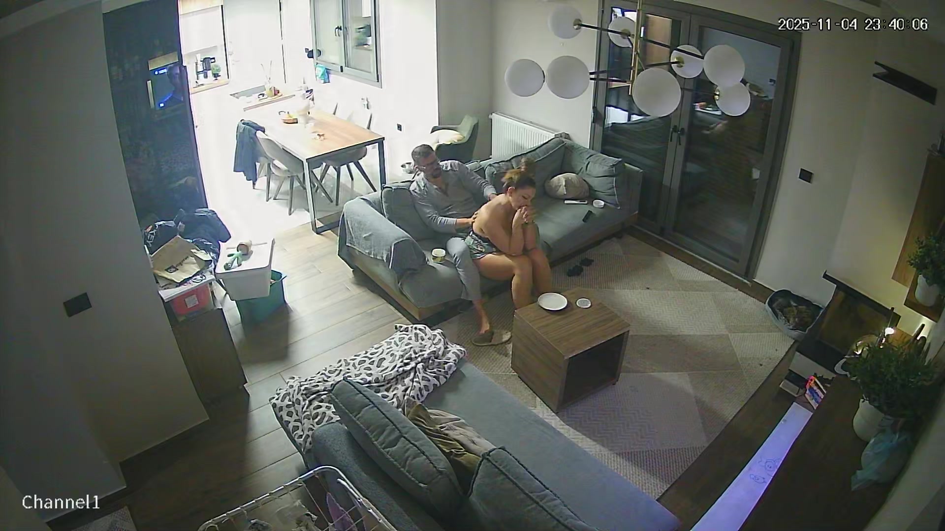 Hidden Voyeur — 1_5163523280841213147 — screenshot 2