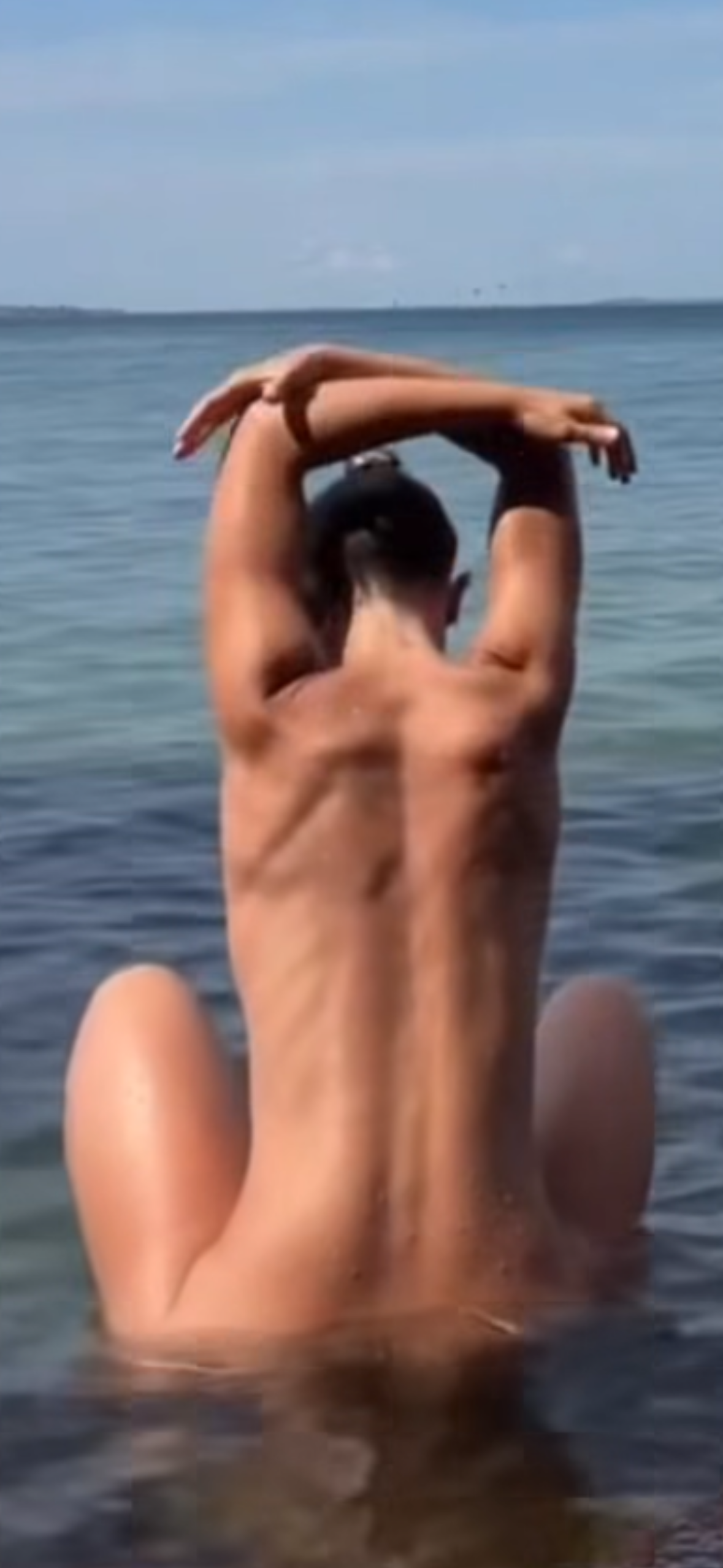 1vfoja.png