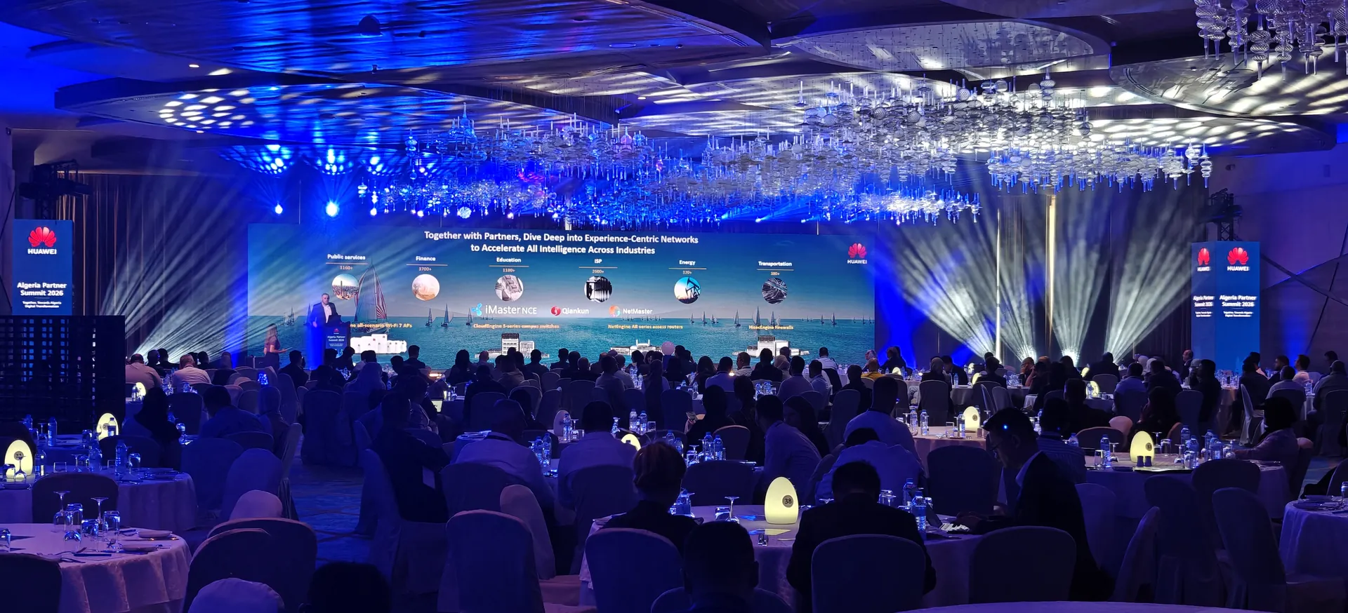 Réseaux campus Huawei Wi-Fi 7 CloudEngine NetEngine par secteur