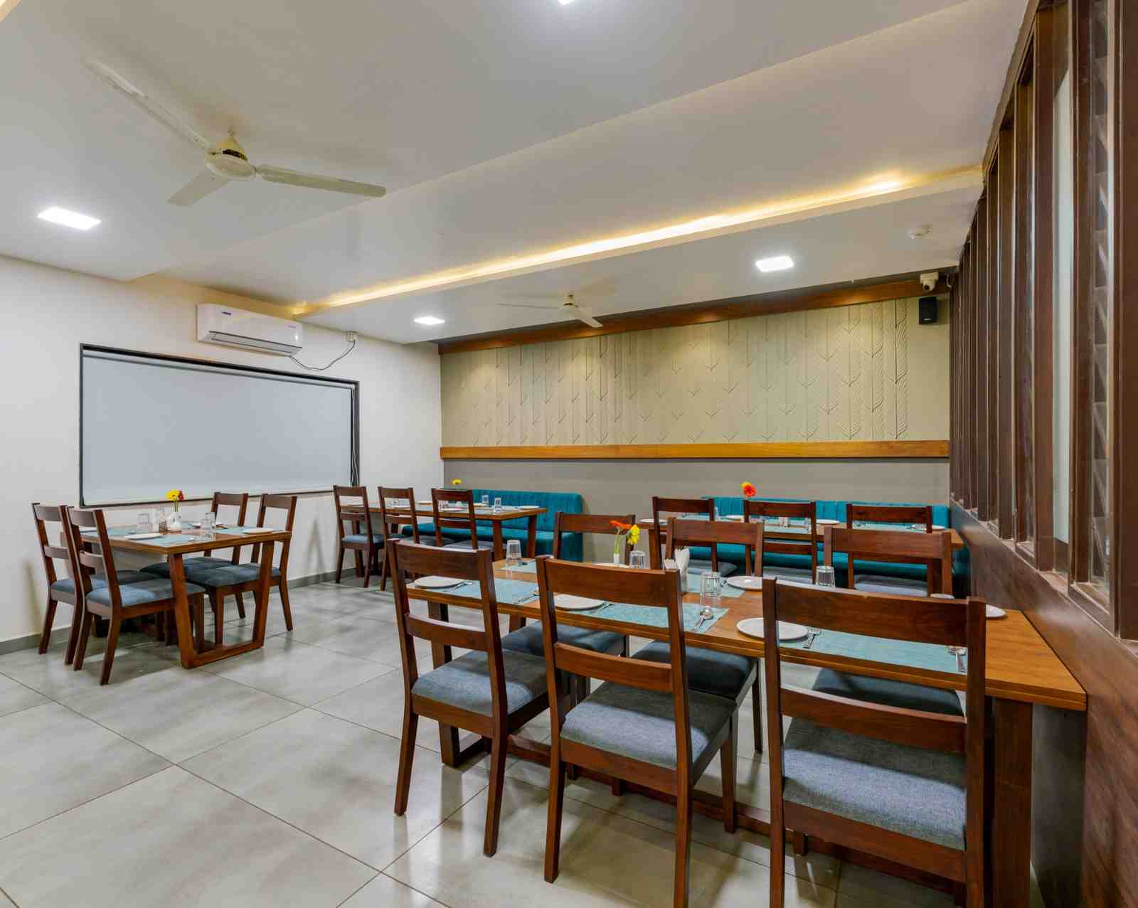 Hotel Trisha Executive property photo 14 in Adamapur, Kolhapur