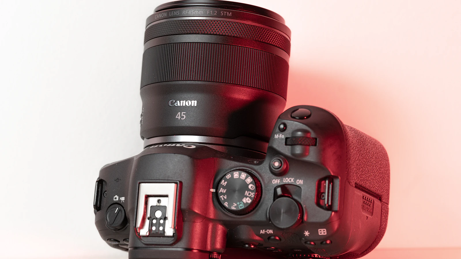 Top 5 Ống Kính Máy Ảnh 2026: Canon, Sony, Nikon & Viltrox AF - Hình 4