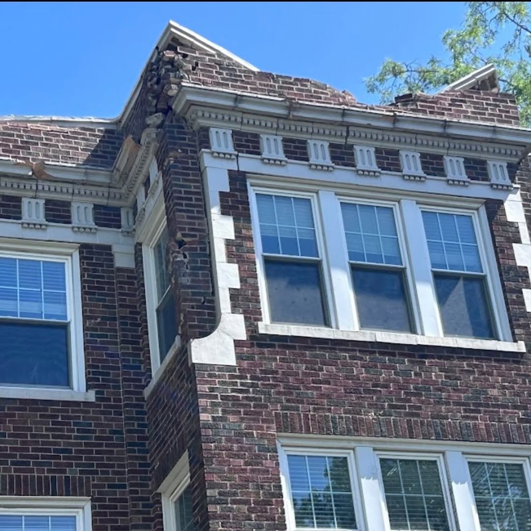 Upper section of multifamily roof replacement