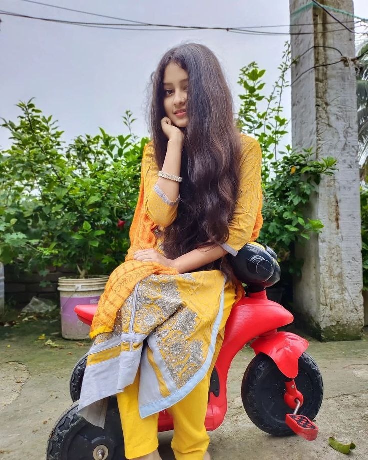 নাসরিন খাতুন