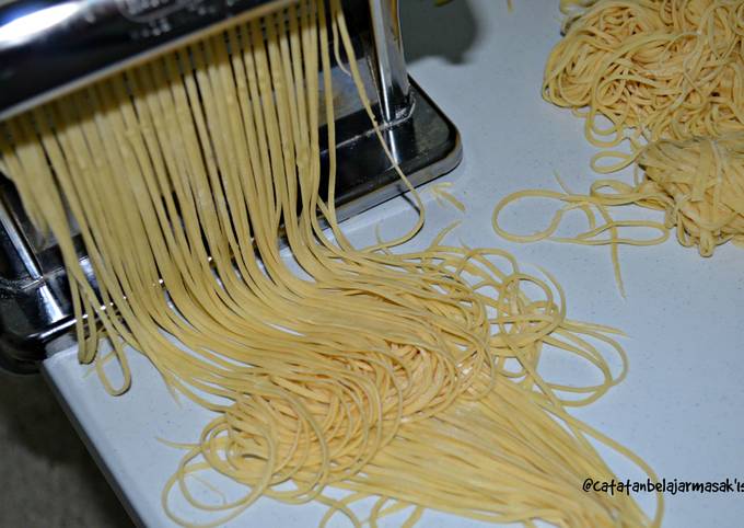 Resep Simpel Membuat Mi Sendiri di Rumah, Lebih Sehat