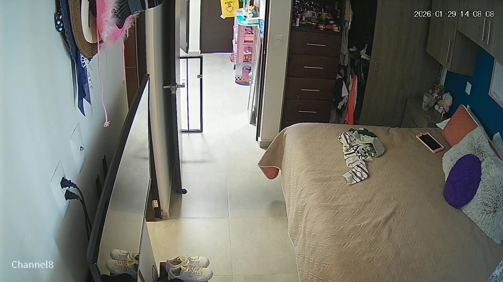 Hidden Voyeur 2 — 1_4911608133077436013 — screenshot 2
