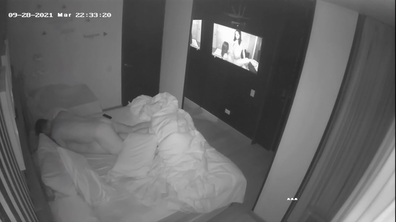 Hidden Voyeur 2 — 2_5420411021481218947 — screenshot 2