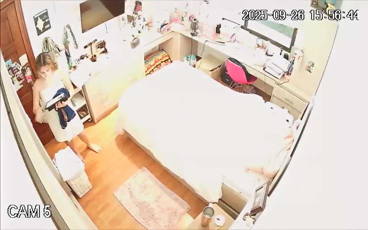 Hidden Voyeur 2 — 1_5181882157202670976 — screenshot 2