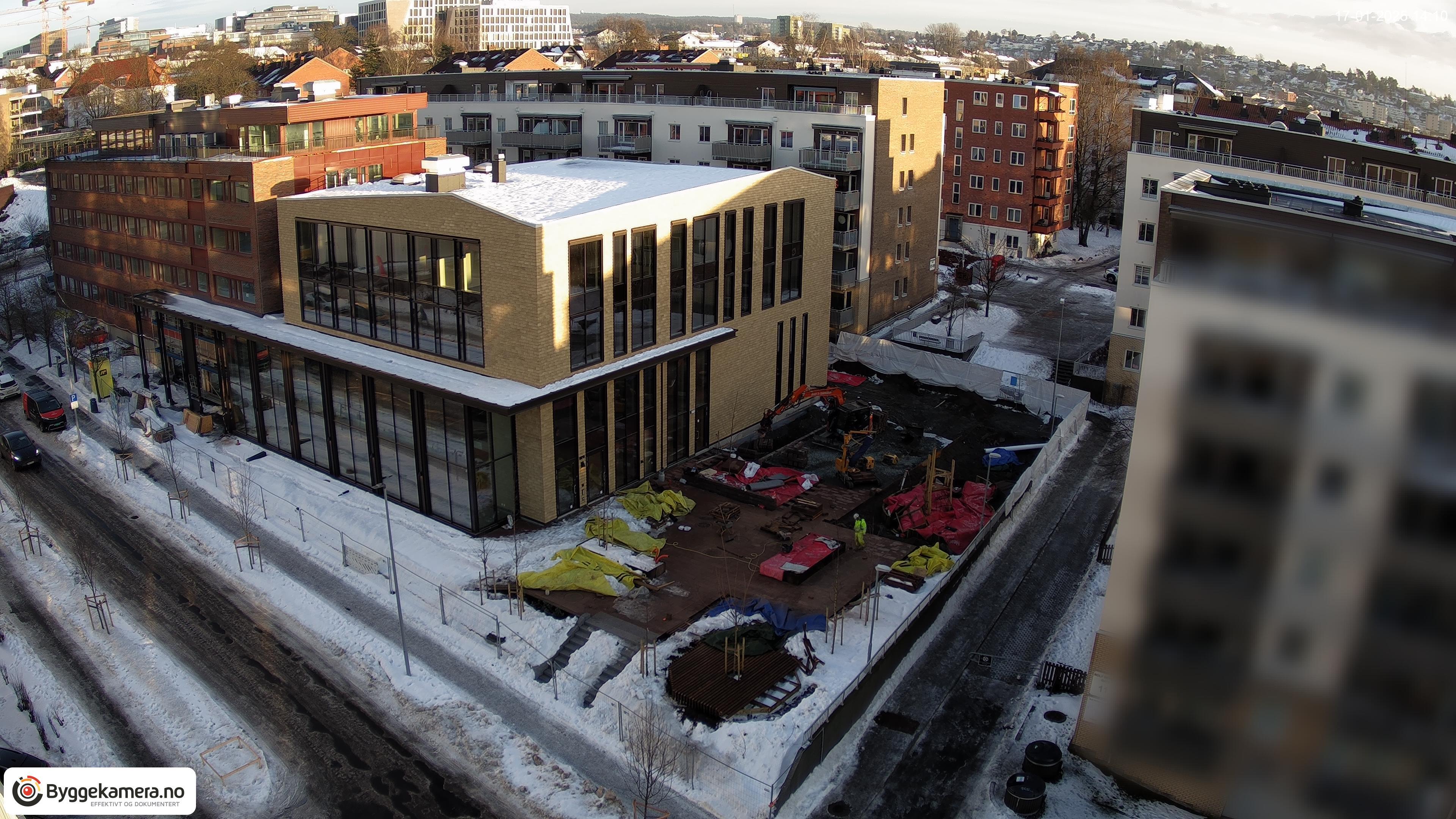 Se kirken bygges minutt for minutt!