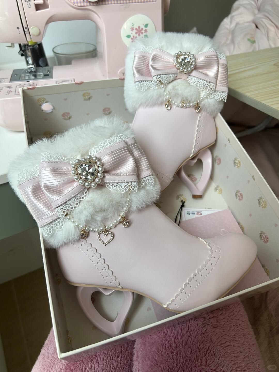 Boots 1b