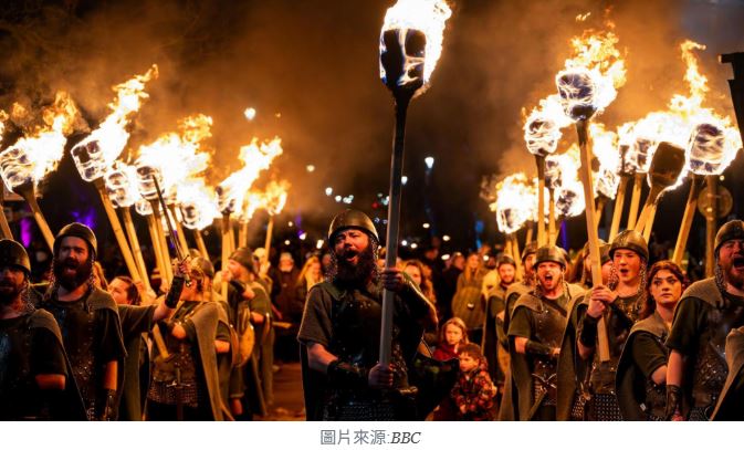 火光、傳統與命運的第一步 : AI筆記揭開蘇格蘭人別具一格的跨年秘密