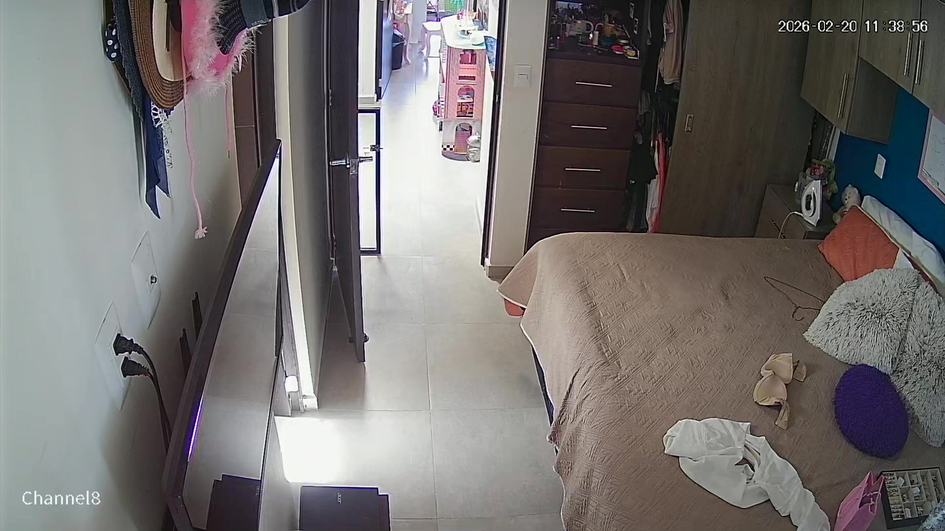 Hidden Voyeur 2 — 1_5010563148785125356 — screenshot 2