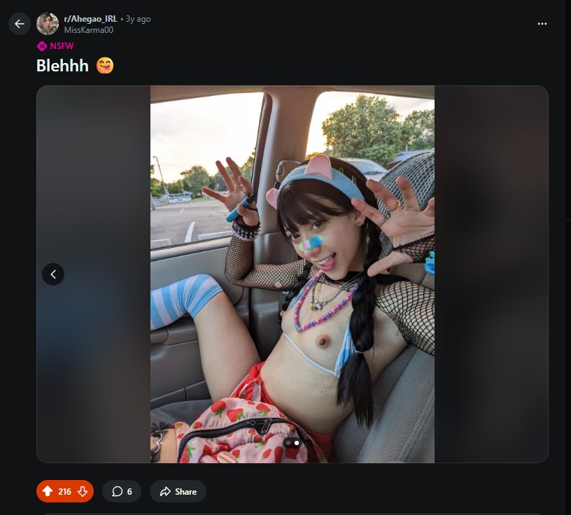 sipmycharlatte, harlot charlotte and misskarma00 in answer #2409101