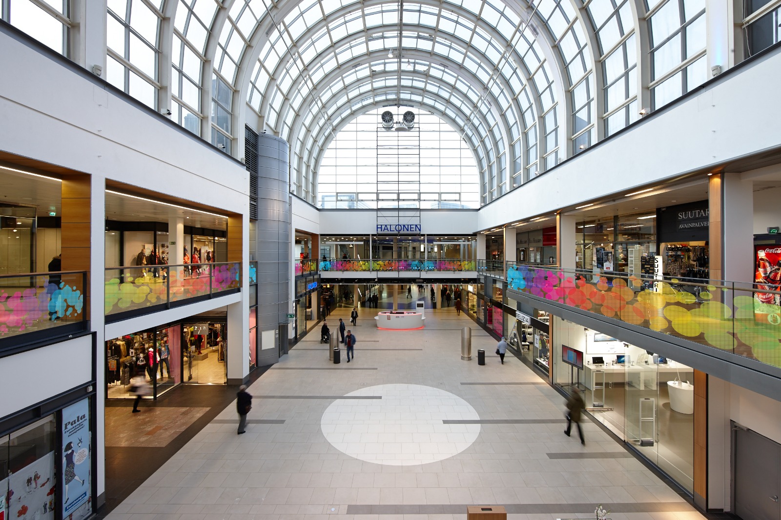 Transparante LED in winkelcentrum