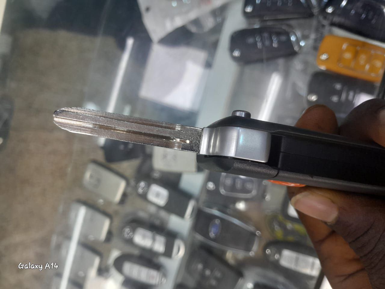 Key programming equipment