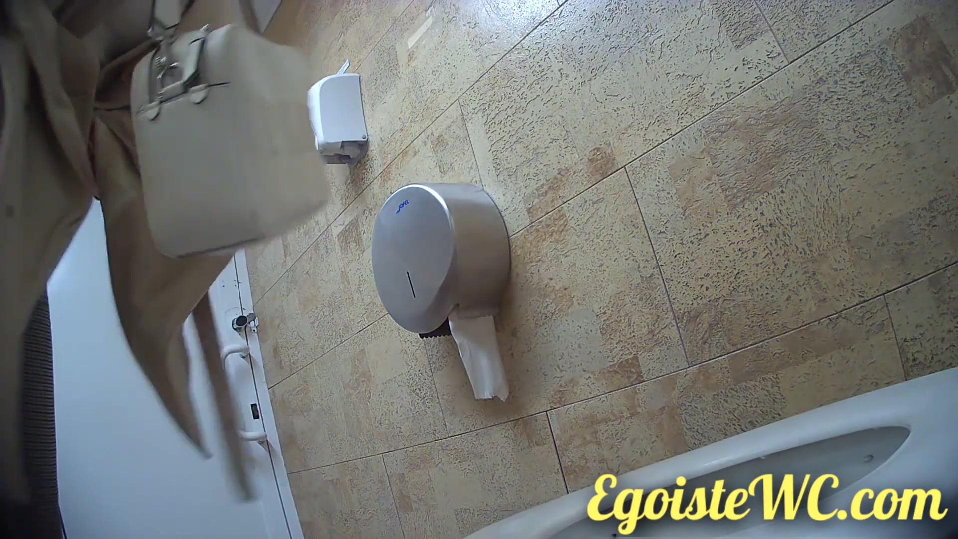 Toilet Spy — 0610(12) — screenshot 2