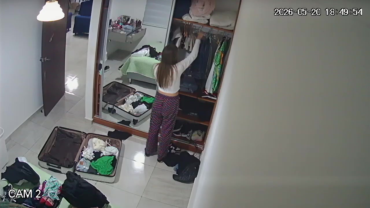 Hidden Voyeur 2 — 1_4978913315737571544 — screenshot 2