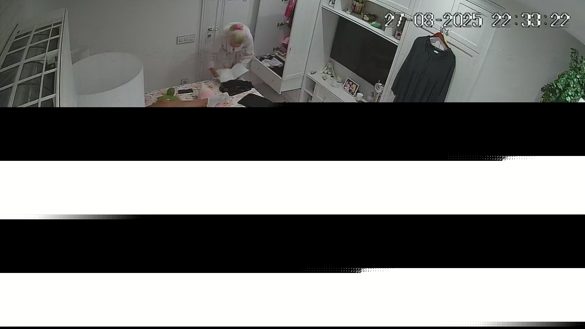 Hidden Voyeur — 1_5028405778667538155 — screenshot 2