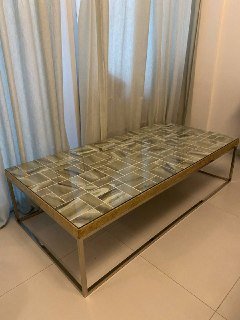 Журнальный столик с мраморной столешницей