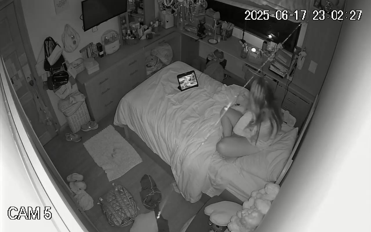 Hidden Voyeur 2 — 1_5181882157202670944 — screenshot 2