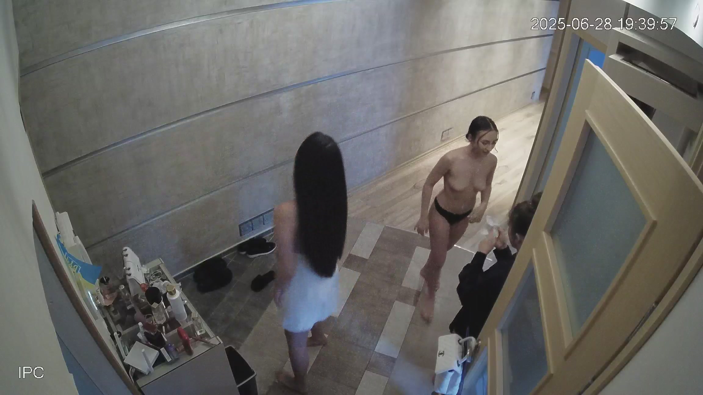 Hidden Voyeur 2 — 15 (1) — screenshot 2
