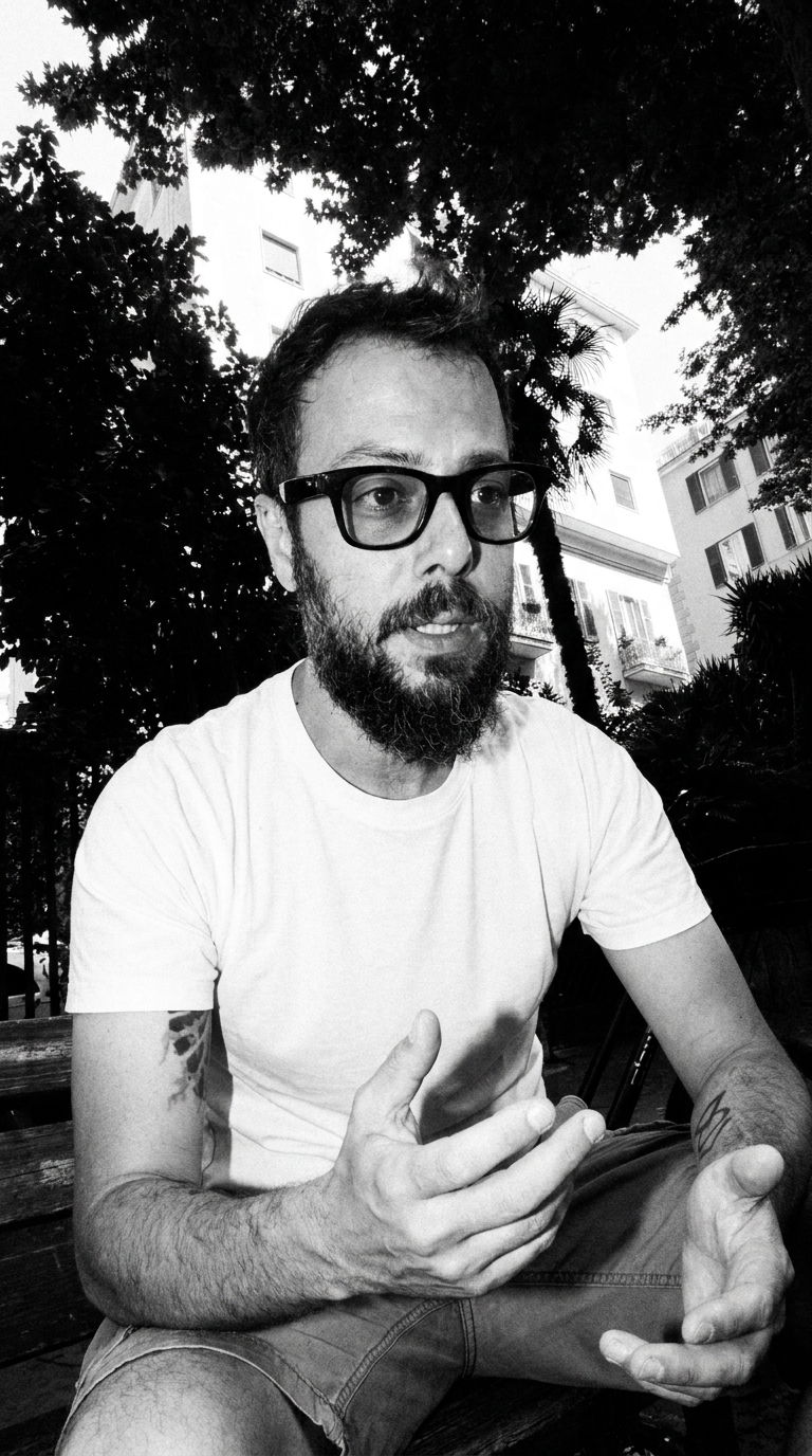 B&W · Street Flash editorial example
