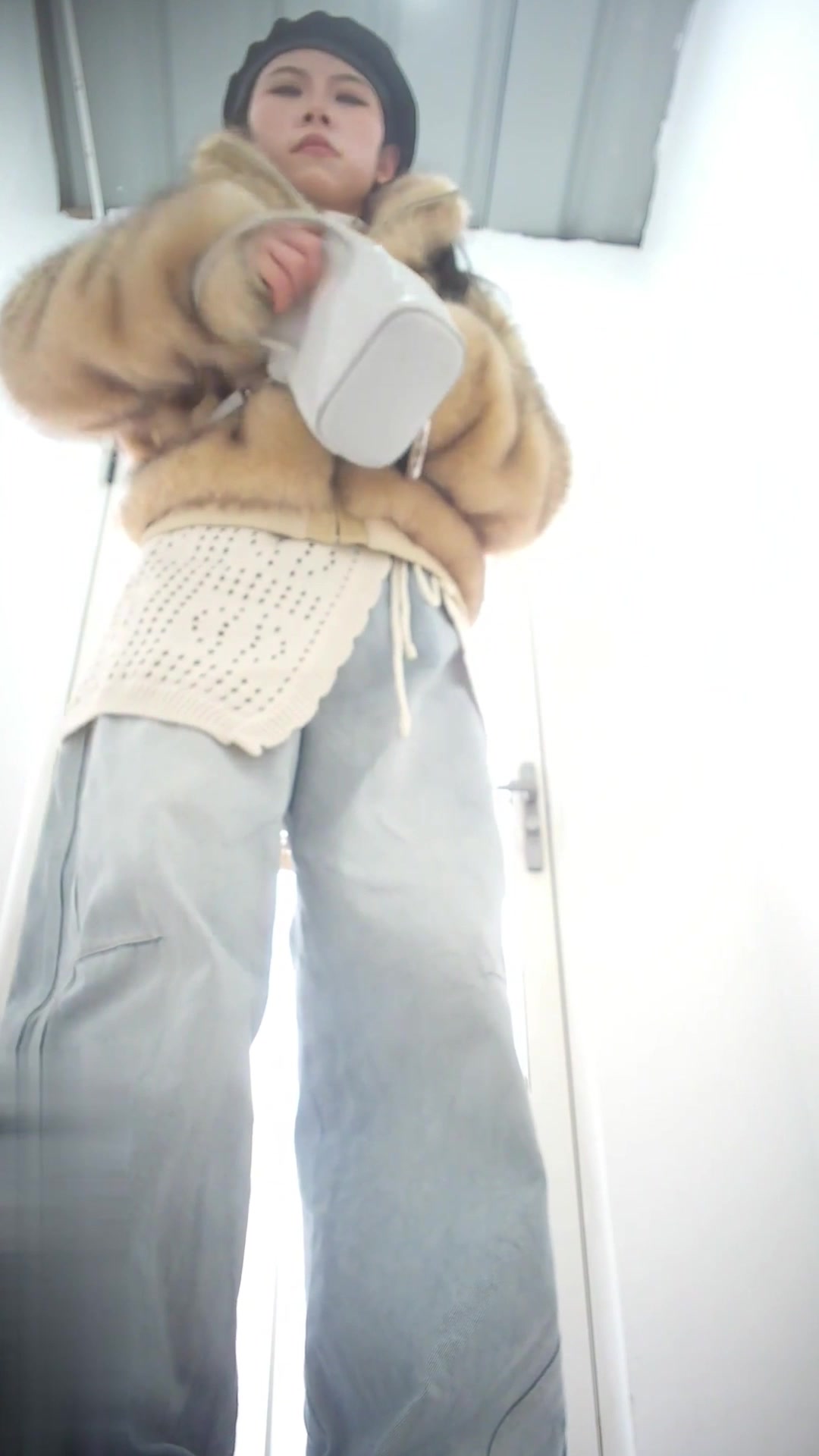 Toilet Spy — 0310(209) — screenshot 2