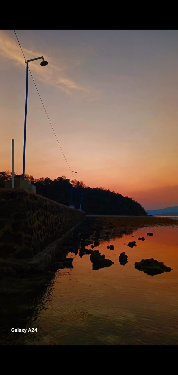 SUNSET 15
