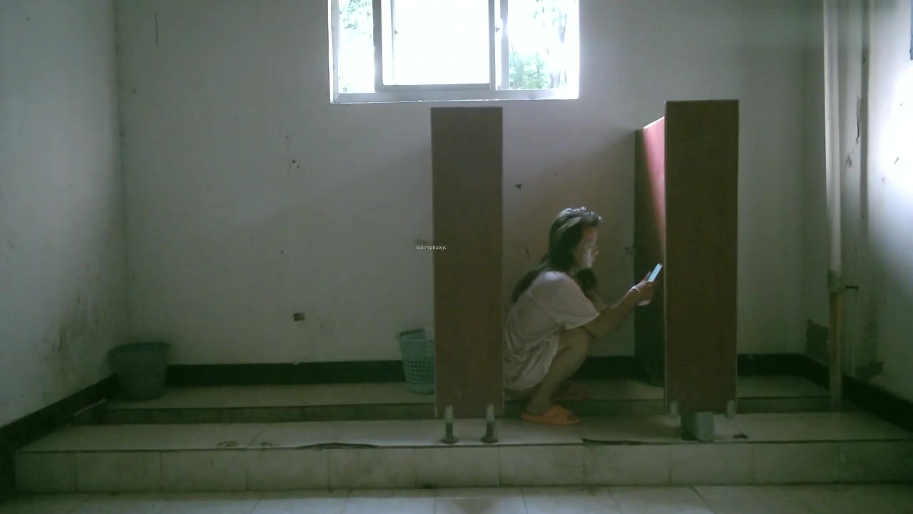 Toilet Spy — 0519(27) — screenshot 2