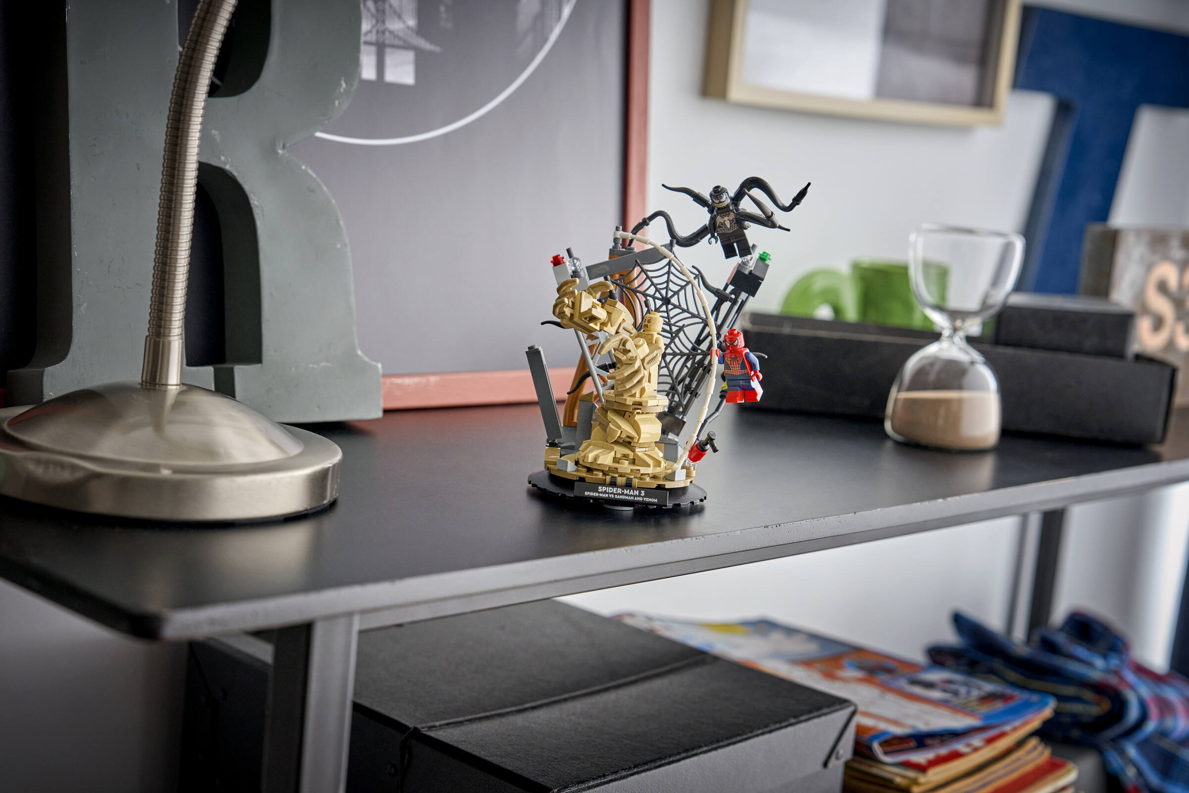 LEGO 76334 lifestyle