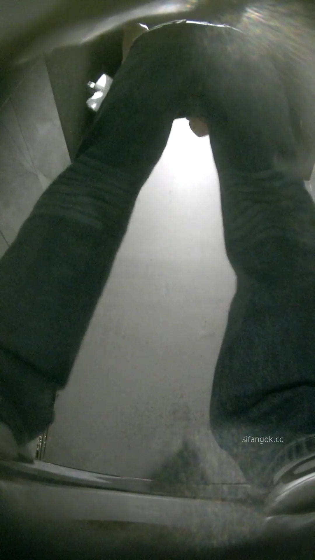 Toilet Spy — 0212(19) — screenshot 2