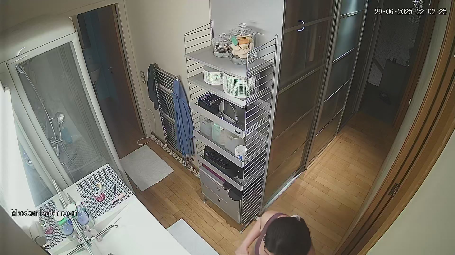 Hidden Voyeur 2 — 4_5830179359972924752 — screenshot 2