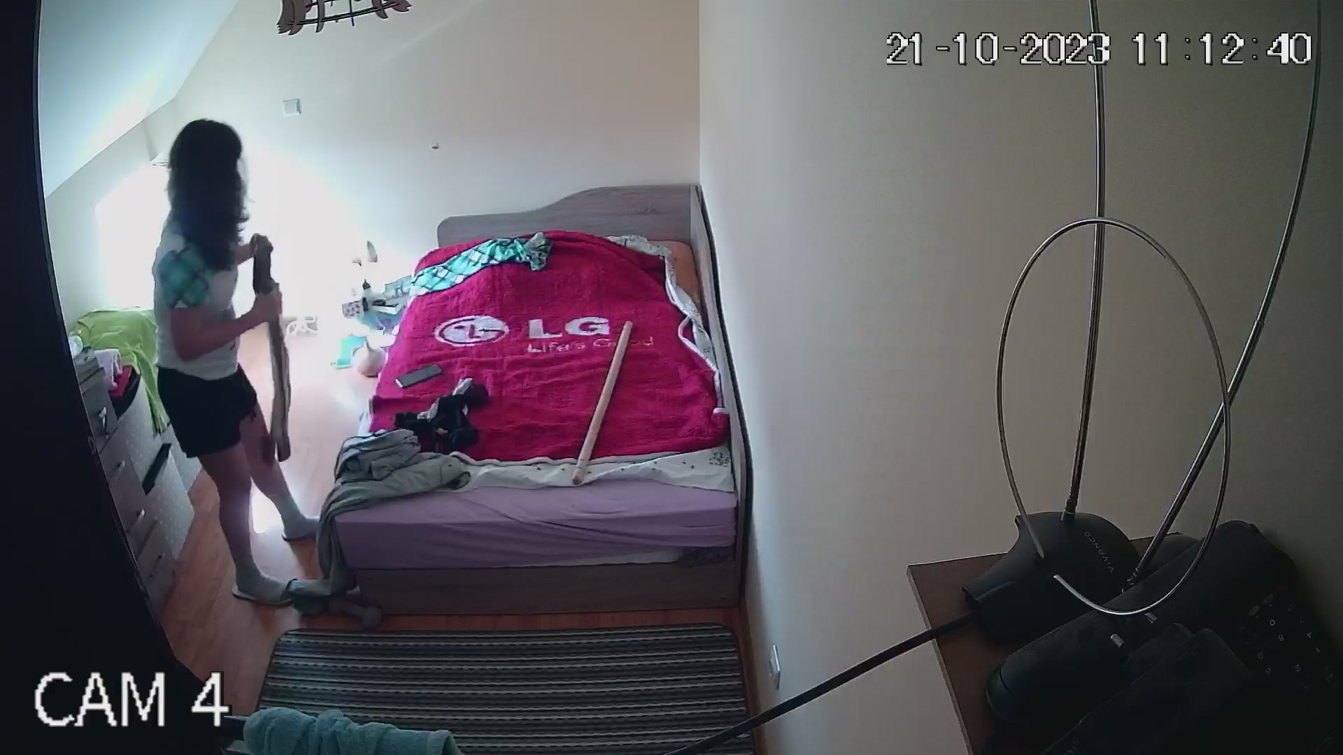 Hidden Voyeur — 1_5084803075835692742 — screenshot 2