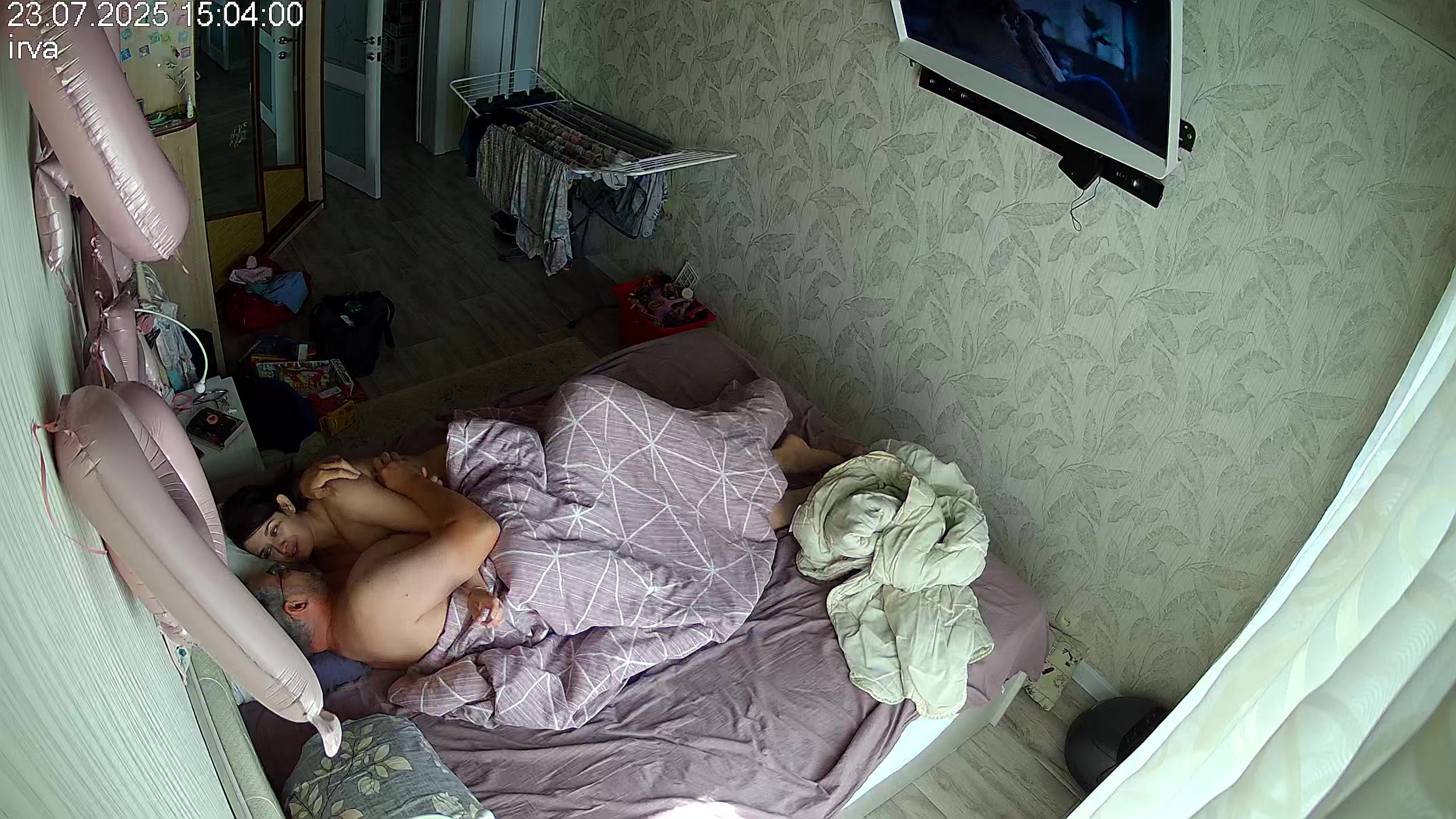 Hidden Voyeur — 1_5028634627409970789 — screenshot 2