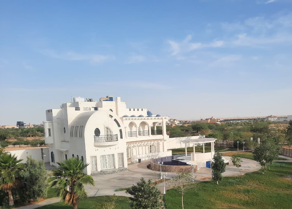 فيلا فاخرة للتصوير الداخلي والخارجي