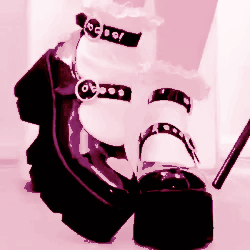 popular . . . <a:7_eyebow:1415108235312238684>'s avatar