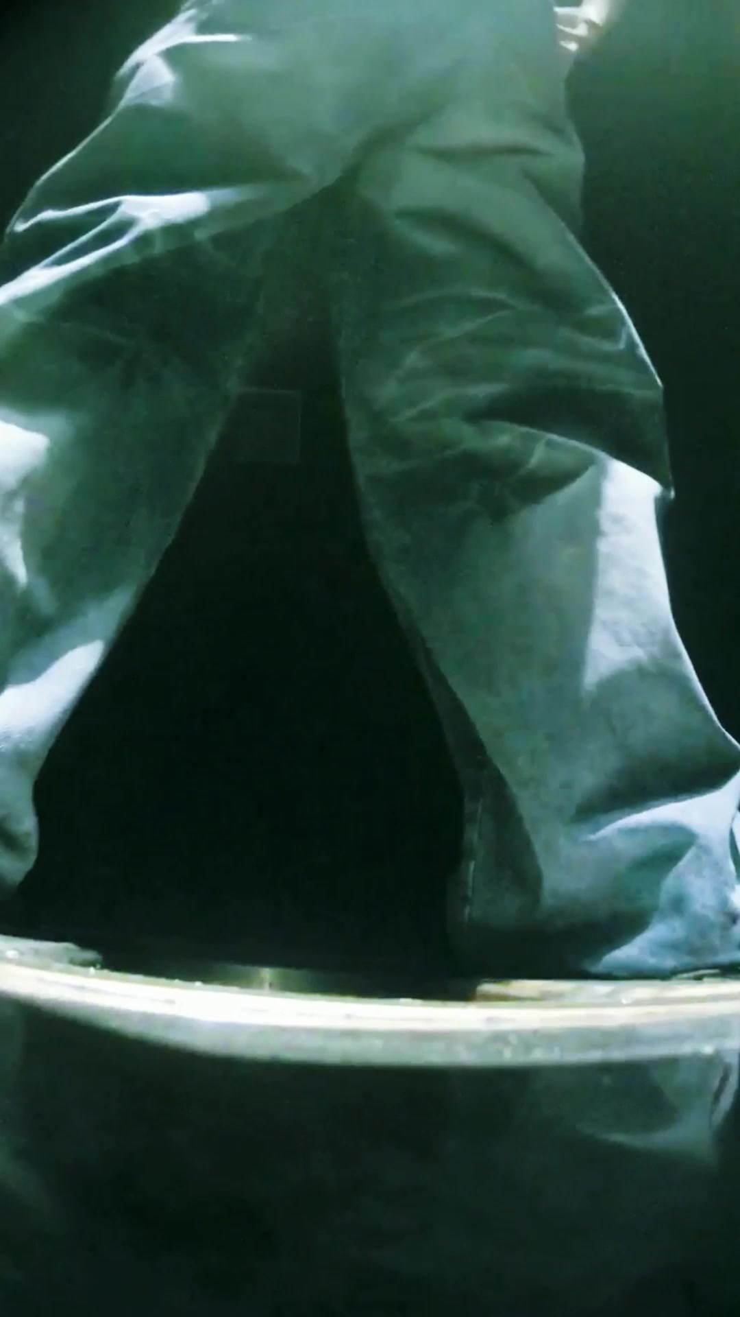 Toilet Spy — 0106(105) — screenshot 2