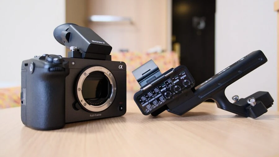 Sony FX5: Máy Quay Cinema Full-Frame 5K Mạnh Mẽ Cho Chuyên Gia - Hình 2