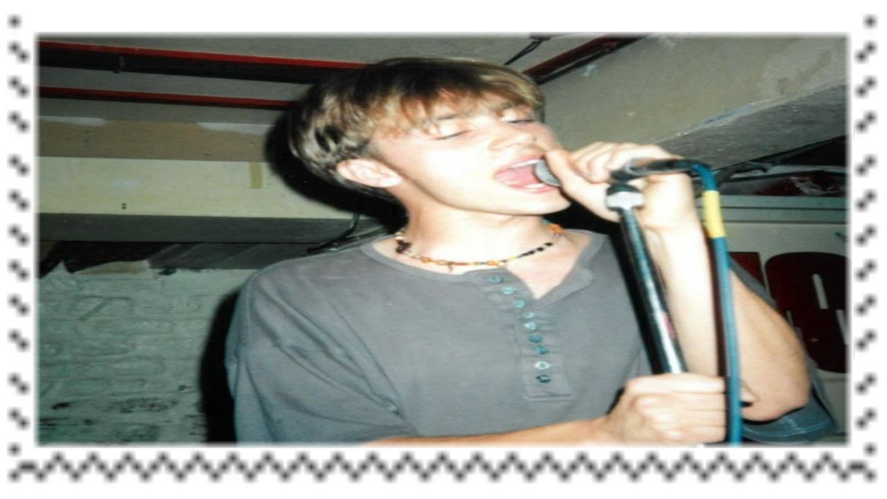 DAMON ALBARN - LEAD SINGER