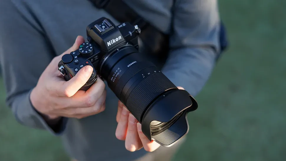 Tamron 17-70mm f/2.8 RF/Z: Lens zoom đa năng 'quốc dân' đổ bộ Canon, Nikon! - Hình 7