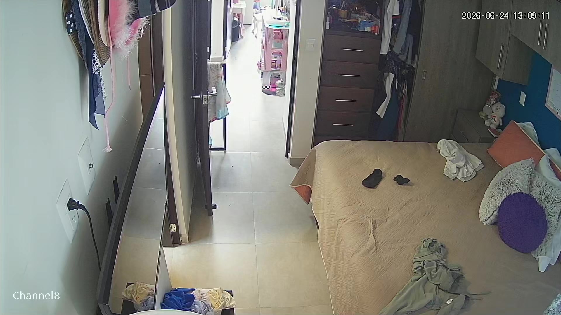 Hidden Voyeur 2 — 1_5091381982185654323 — screenshot 2