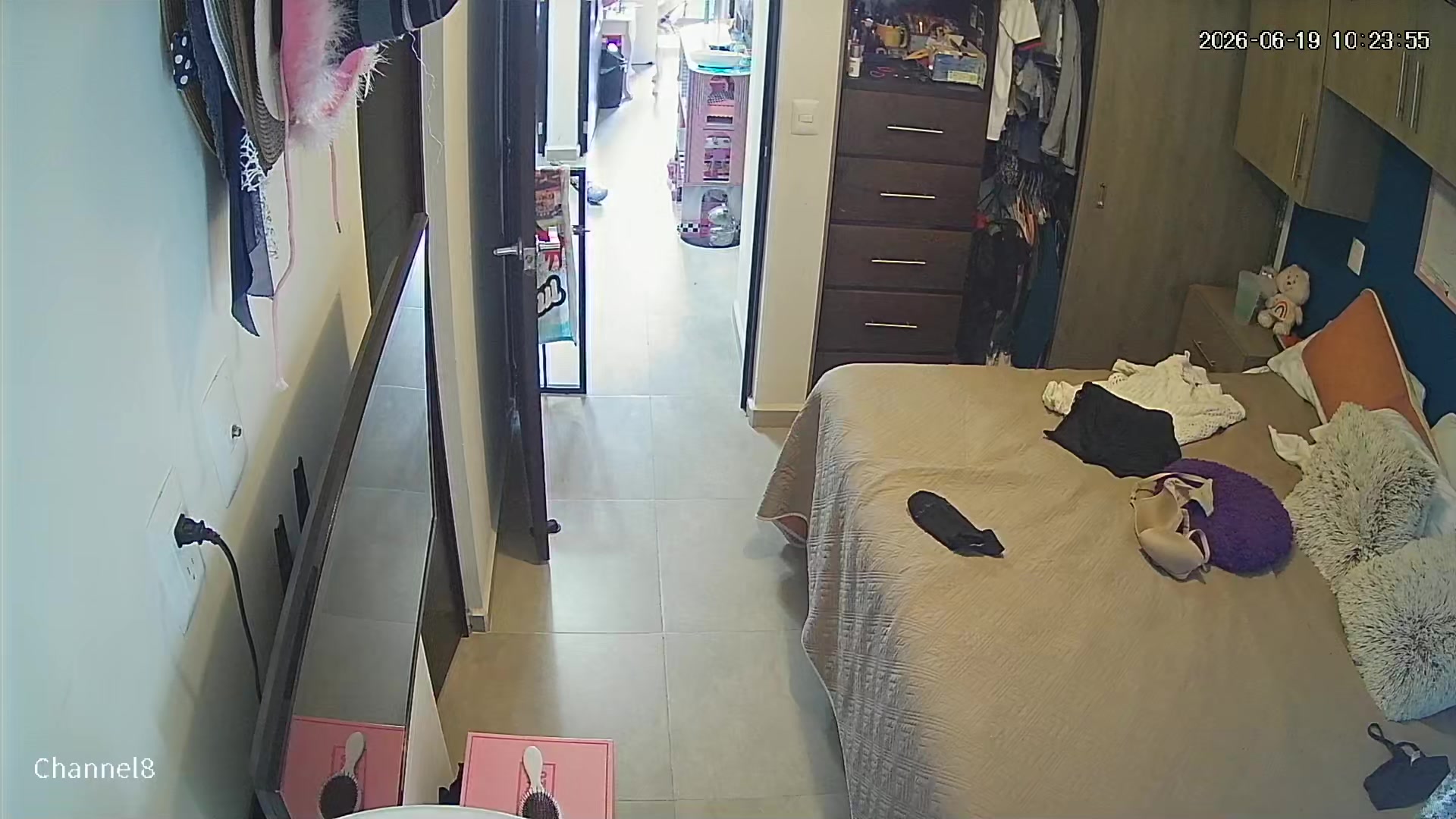 Hidden Voyeur 2 — 1_5091381982185654320 — screenshot 2